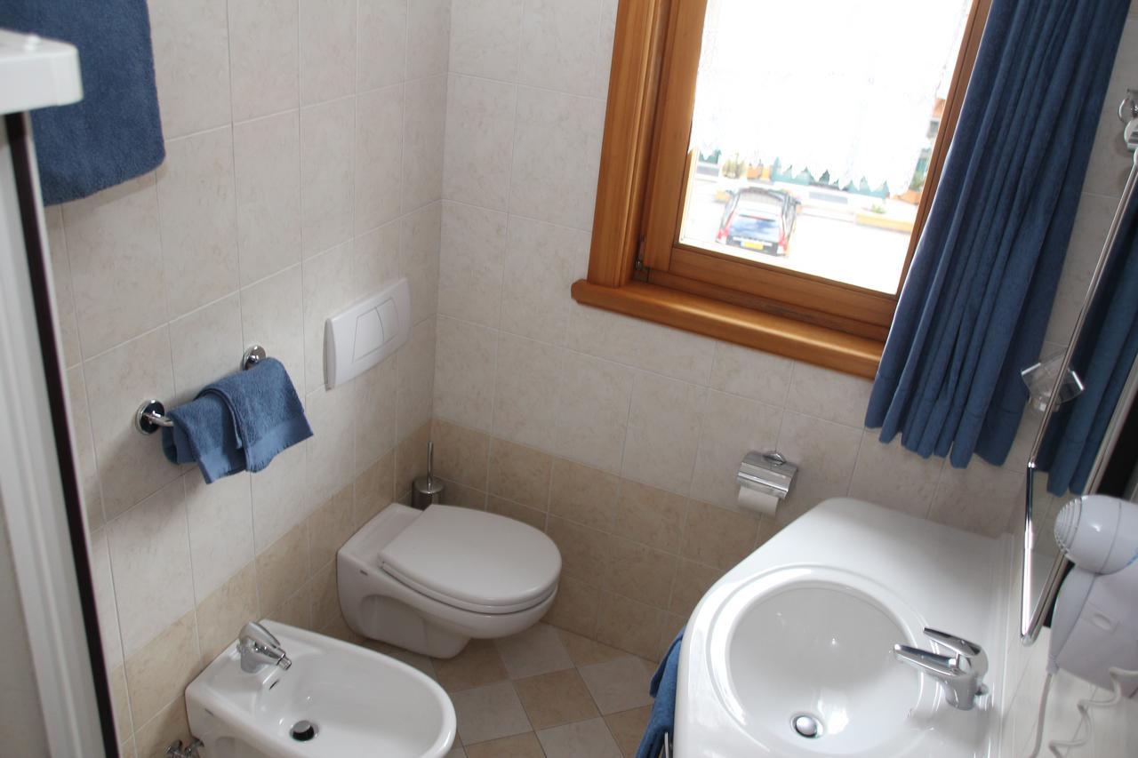 Albergo Caravasc Ливиньо Екстериор снимка