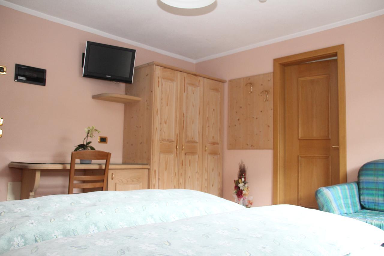 Albergo Caravasc Ливиньо Екстериор снимка