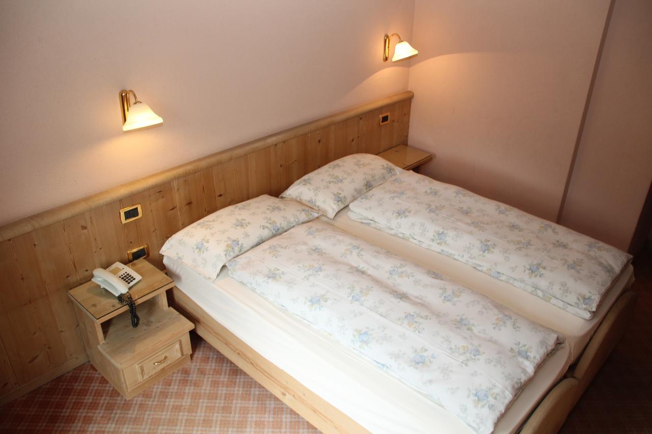 Albergo Caravasc Ливиньо Екстериор снимка
